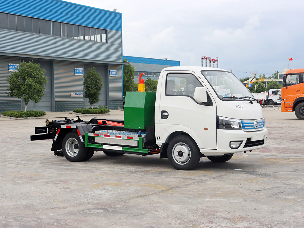 CL5040ZXXB新能源东风纯电动勾臂垃圾车